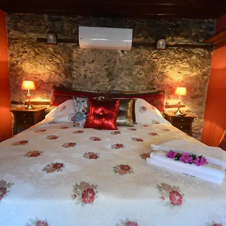 Authentic Deluxe B&B Hotel Room Surrounded By Nature In Antalya Antalya